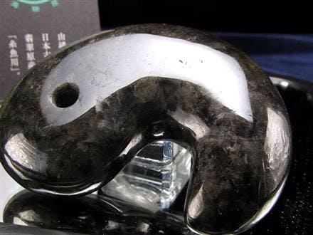 ☆特大！勾玉☆秘蔵放出！限定1点のみ☆世界最古の翡翠「糸魚川翡翠