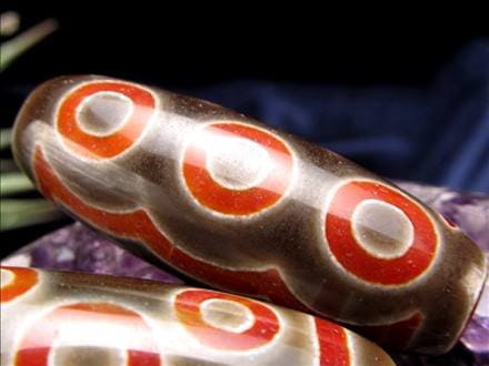 ◇流通量が少ない激レア品！◇黒鳶赤紋（くろとびせきもん）天珠