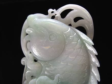 バイヤー厳選!!】◇高品質翡翠原石使用◇極みの一刀繊細彫刻