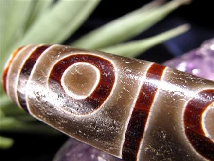 ◇流通量が少ない激レア品！◇最高級！馬蹄痕天珠◇黒鳶赤紋（くろとび