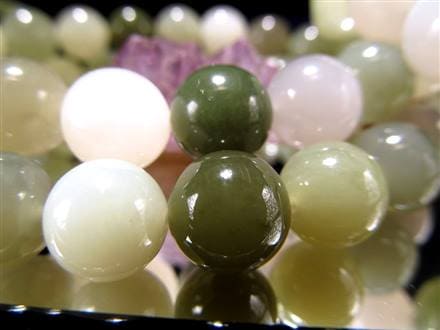 ☆特別入荷！☆中国至宝が解禁！「和田玉」☆彩り豊かなMIXカラー☆5月