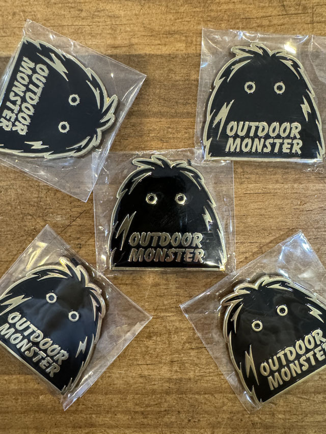 メタルワッペン｜ピタゴラベース6周年ver｜OUTDOOR MONSTER