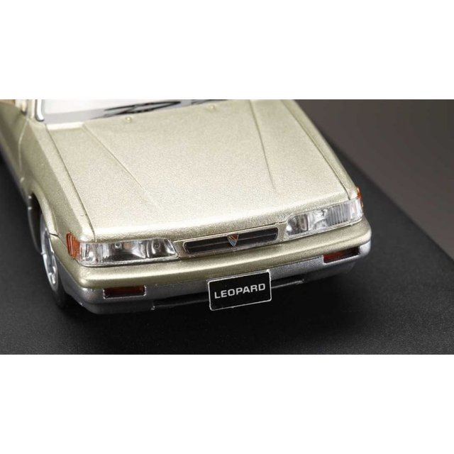 送料無料》MARK43 1/43 ニッサン レパード アルティマ V30ツインカム