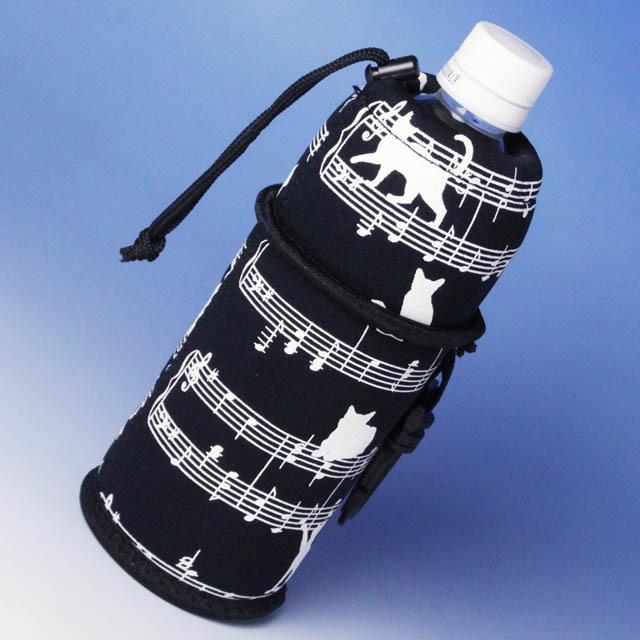 ウェットスーツ素材のペットボトルカバー 楽譜と猫 635723 音楽雑貨