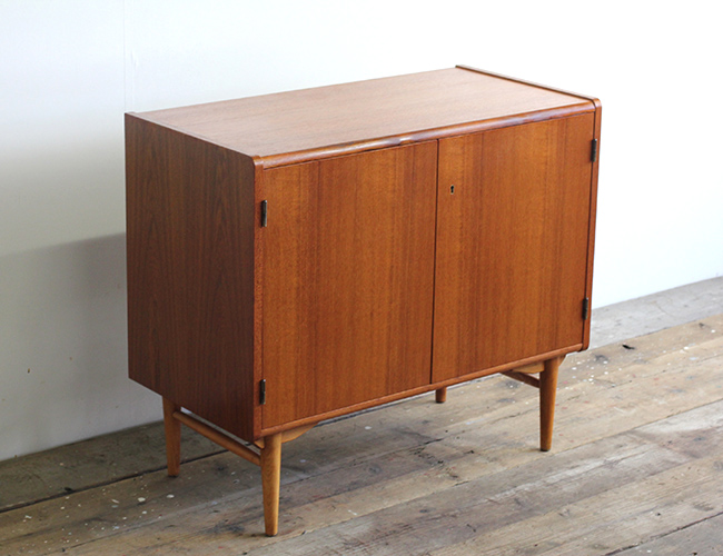 デンマークヴィンテージ チークキャビネット 北欧家具