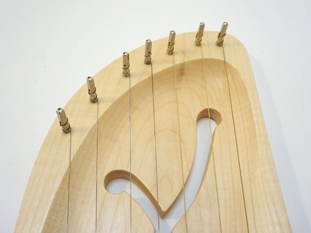 186】アウリスキンダーライアー/ペンタトニック7弦/LNP ペロル