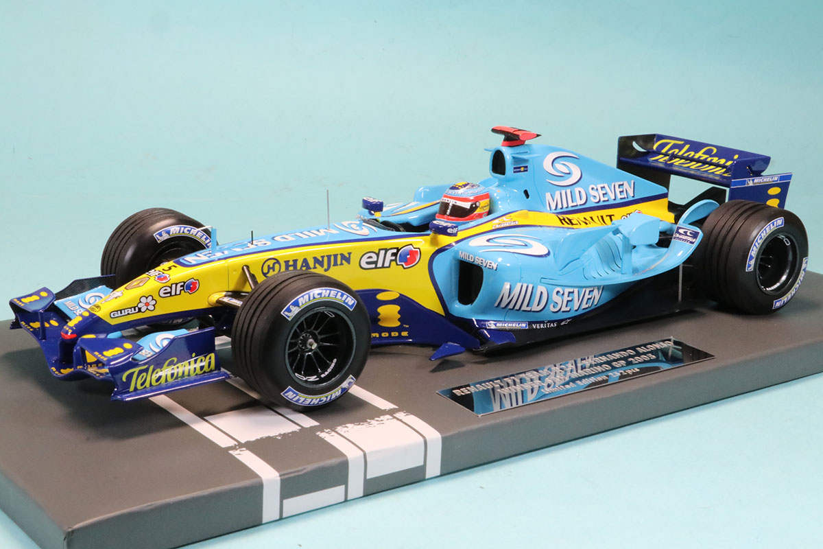 ミニチャンプス 1/18 ルノー F1チーム R25 サンマリノGP 2005 Winner F