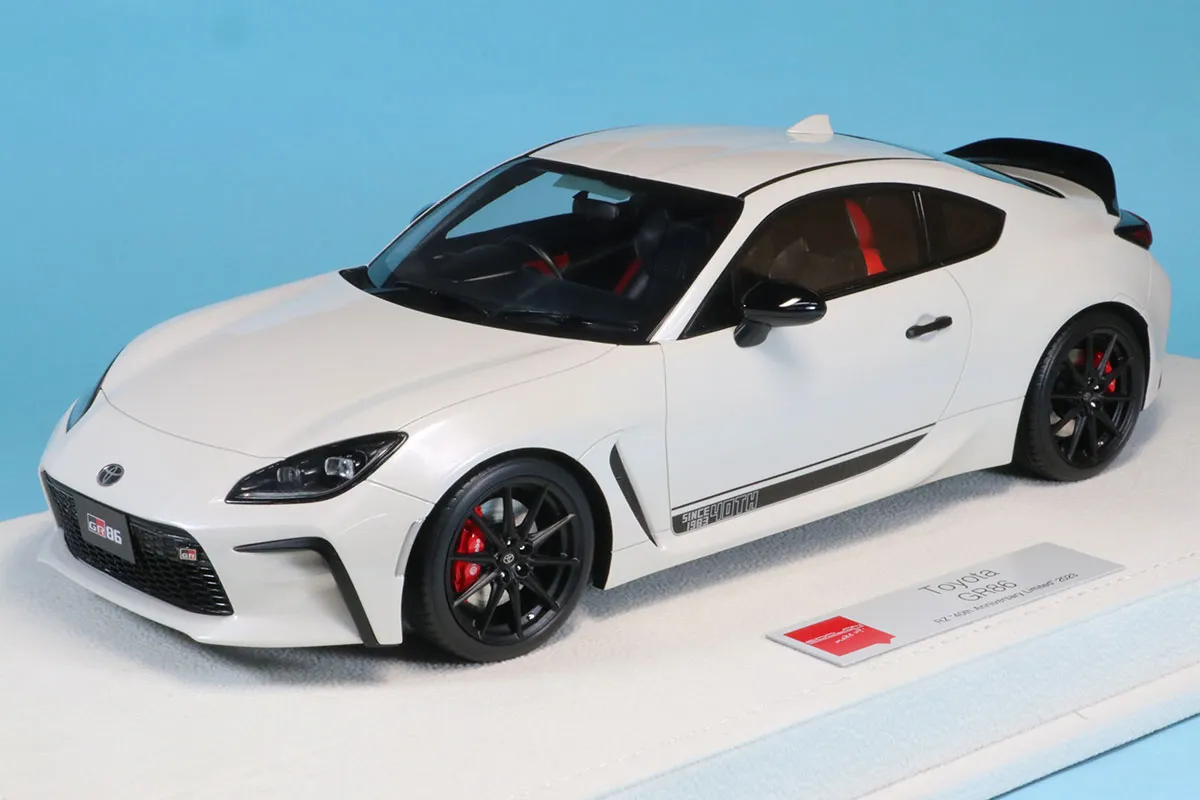 アイドロン 1/18 トヨタ GR86 40thアニバーサリーリミテッド 2023