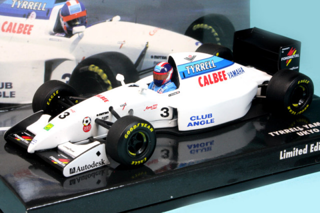 ユーロスポーツ特注ミニチャンプス 1/43 ティレル 022 ヤマハ 1994