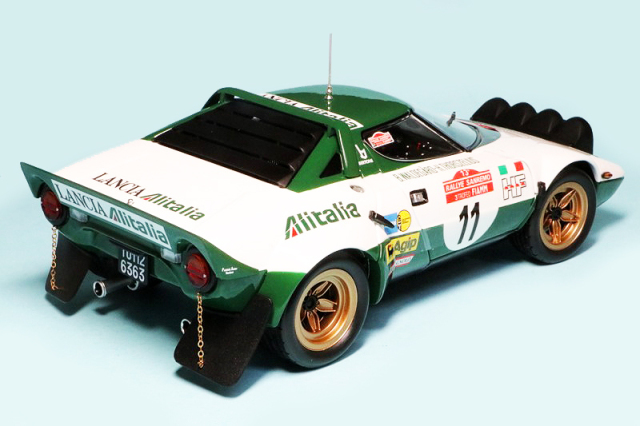 京商 1/18 ランチア ストラトス HF サンレモラリー 1975 No.11 KS08130B