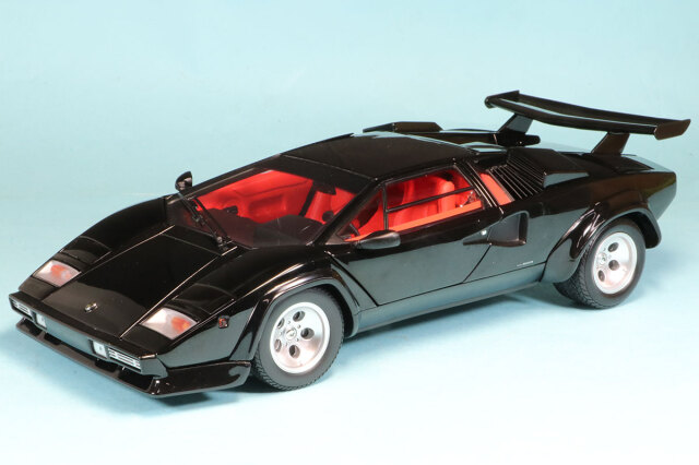 京商 1/18 ランボルギーニ カウンタック LP5000 クアトロヴァルボーレ