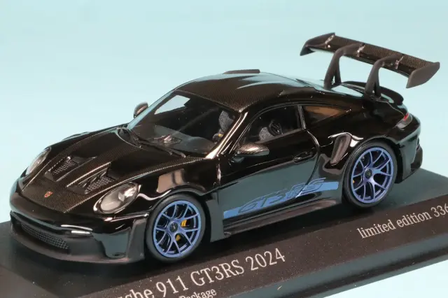 海外ショップ特注ミニチャンプス 1/43 ポルシェ 911 (992) GT3 RS