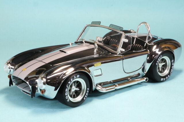 京商 1/18 シェルビー コブラ 427 S/C クロームシルバー K08047CP