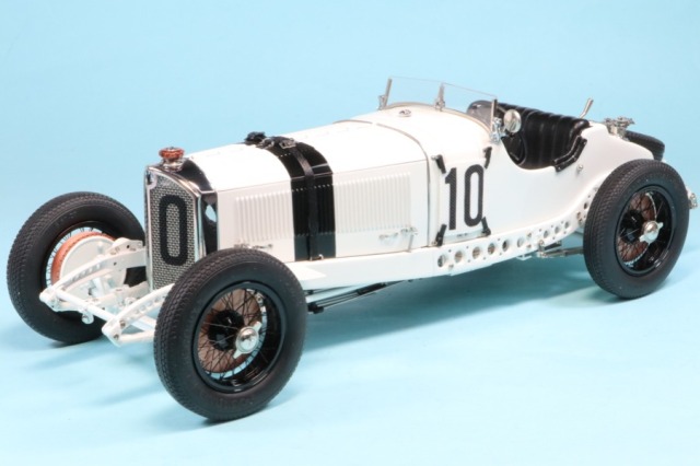 CMC 1/18 メルセデス ベンツ SSKL 1931 ドイツGP #10 ハンス・スタック