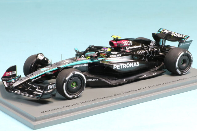 スパーク 1/43 メルセデス AMG W15 バーレーンGP 2024 L.ハミルトン