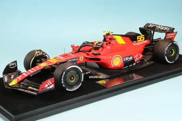 ルックスマート 1/18 フェラーリ SF-23 イタリア GP 2023 C.サインツ