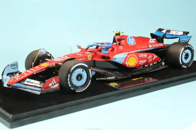 ルックスマート 1/18 フェラーリ SF-75 バーレーンGP 2022 C.サインツ