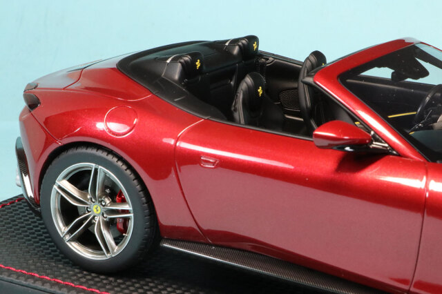 MRコレクション 1/18 フェラーリ ローマ スパイダー 2023 イモラレッド