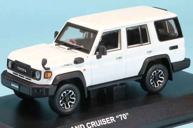 京商 1/43 トヨタ ランドクルーザー 70 スーパーホワイト2 KS03928W
