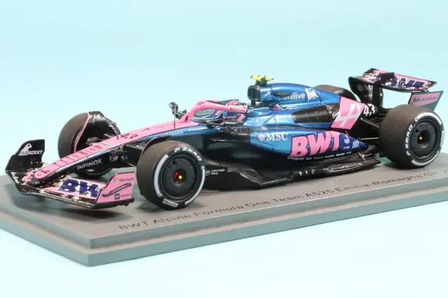 ミニチャンプス 1/43 マクラーレン メルセデス MP4/13 1998 ワールド