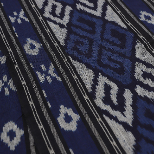 ジャワイカット（インドネシア絣・綿100%・機織り） (NRA932-03