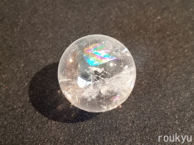 虹入り水晶丸玉（丸玉）【R-Quartz24-003】