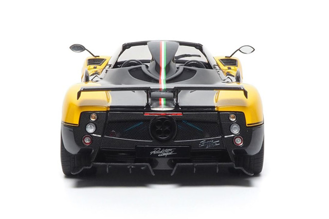 BBR - Almost Real 1/18 Pagani Zonda Cinque Roadster (Diecast full