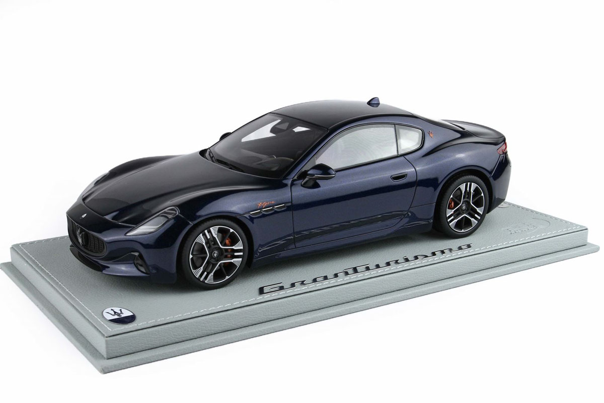 BBR P18240BV 1/18 Maserati Granturismo Folgore 2023 Blu Nobile