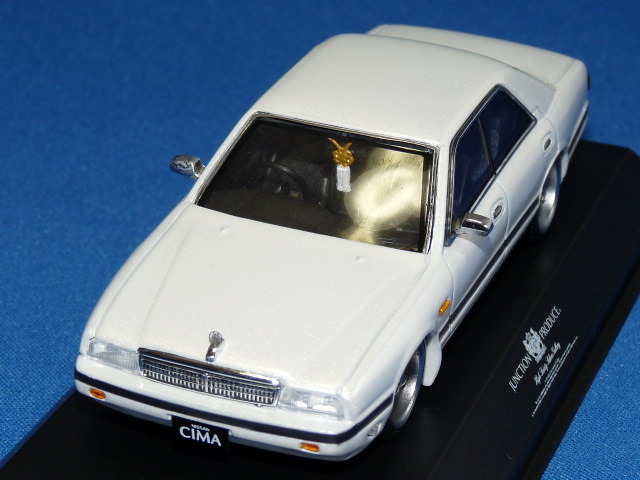 KYOSHO NISSAN GLORIA CIMA FY31 ホワイトパール KYOSHO NISSAN GLORIA