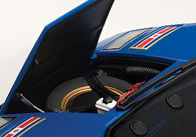 オートアート 1/18 ランボルギーニ カウンタック LP500S ウォルター