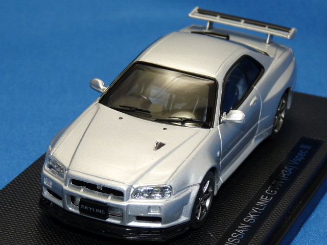 エブロ 1/43 ニッサンスカイライン GT-R (R34) Vスペック II