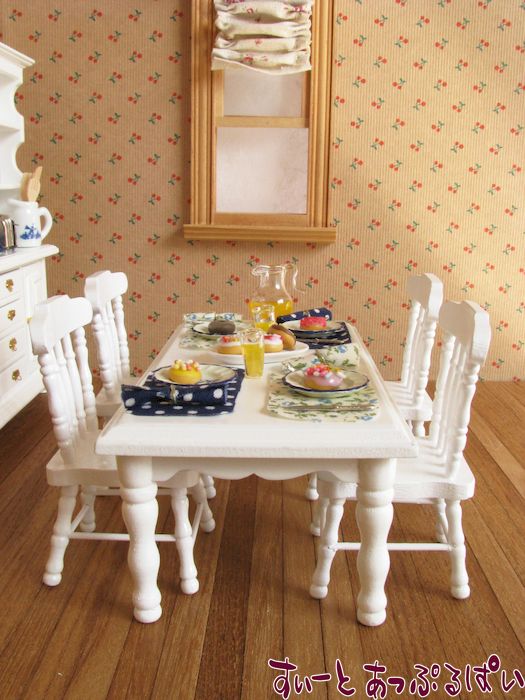 ミニチュアダイニングテーブルセット 長方形卓+椅子4脚 ホワイト ID014-WH