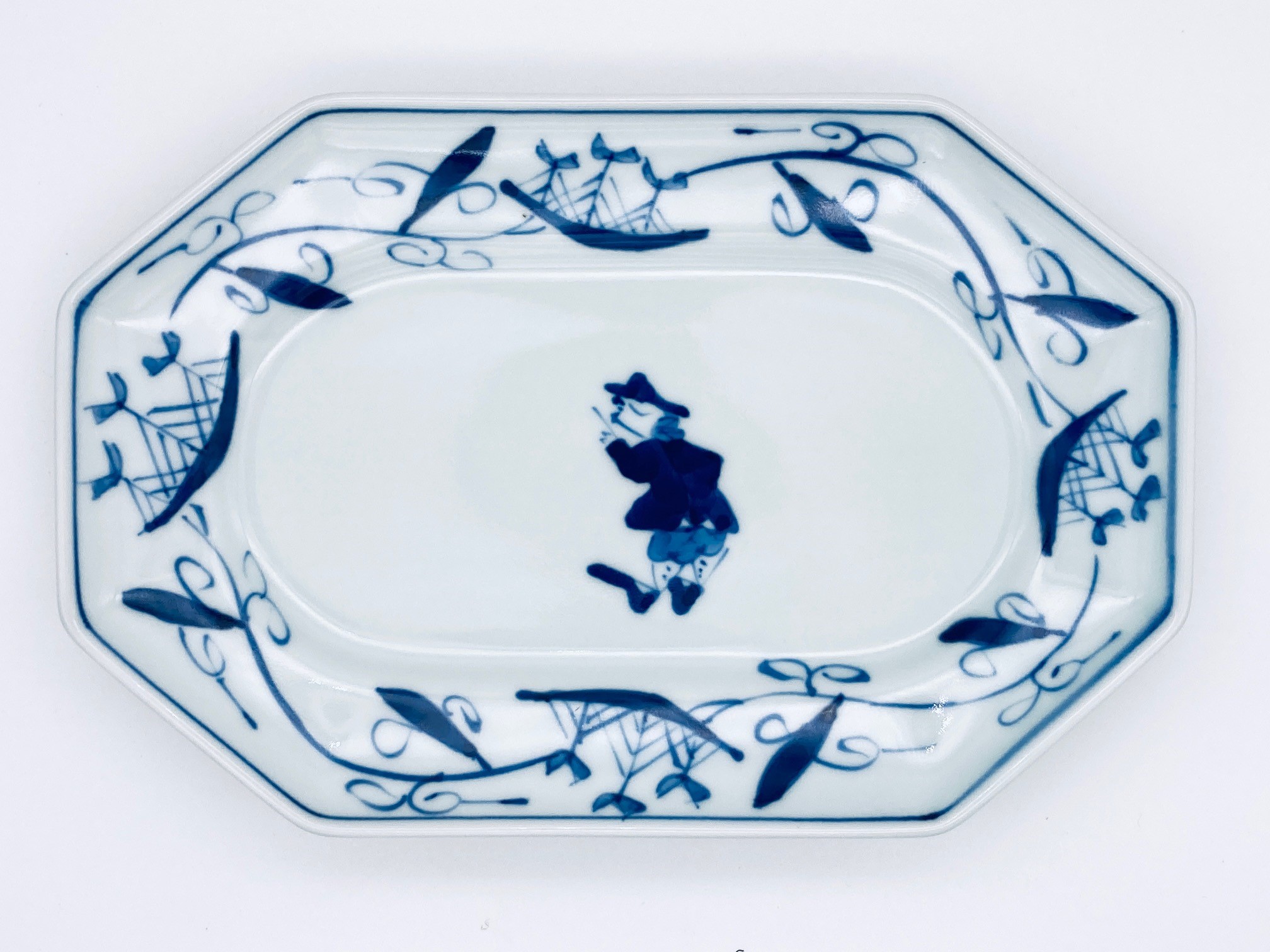 帆船つなぎ八角長角取皿 しん窯 青花