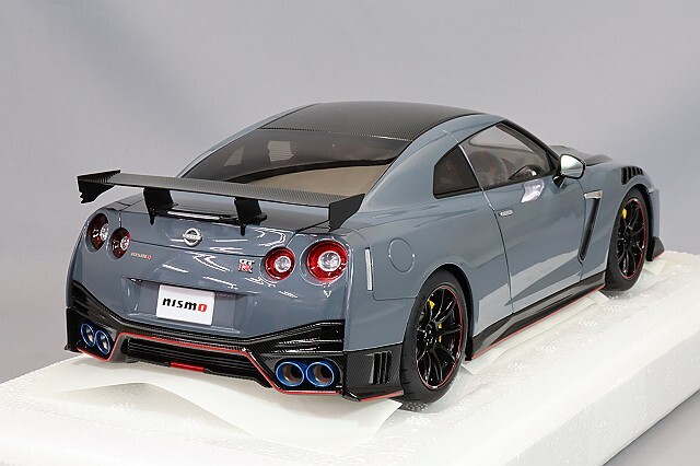 箱傷みセール 】オートアート コンポジット 1/18 日産 GT-R (R35