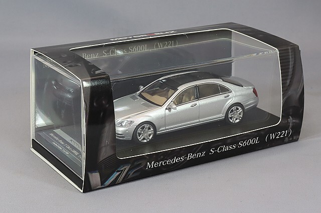 モーターヘリックス 1/64 メルセデスベンツ Sクラス S600L W221 シルバー