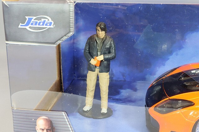 JADA 1/24 マツダ RX-7 オレンジ ハンルー フィギュア付 