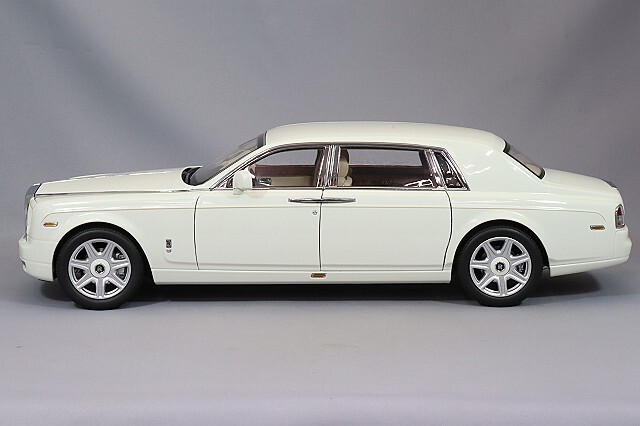 京商 1/18 ロールスロイス ファントム EWB イングリッシュホワイト 再生産