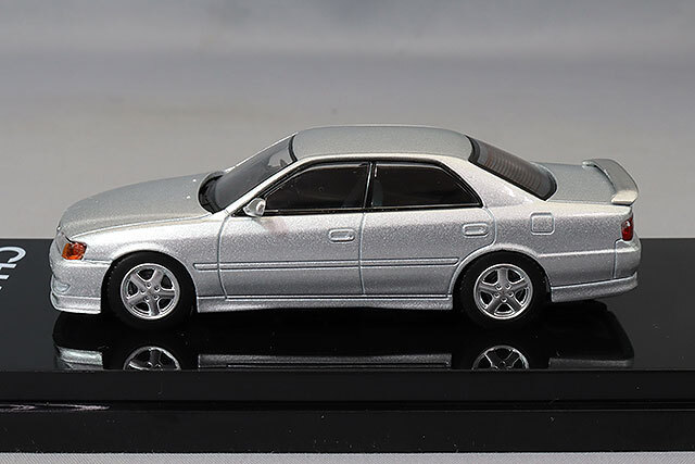 ホビージャパン 1/64 トヨタ チェイサー ツアラー V (JZX100) 1998