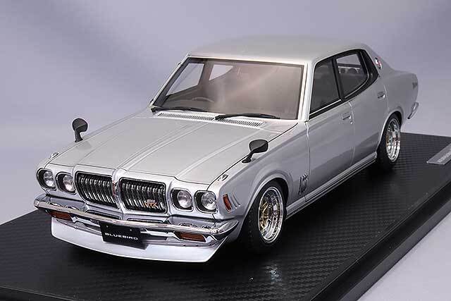 イグニッションモデル 1/18 日産 ブルーバード U 2000GTX (G610) シルバー