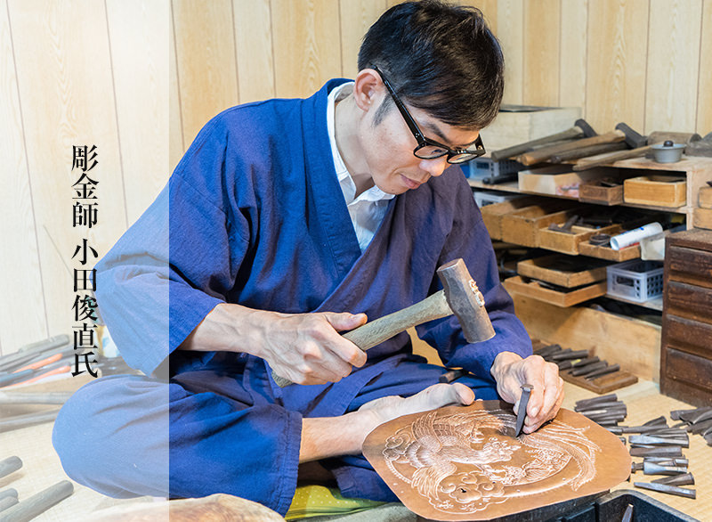 仙台箪笥 彫金手打金具 猫足チェスト KD-60D 木地呂漆塗り｜和モダン