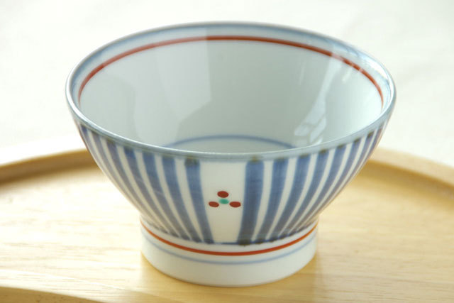 砥部焼の和食器 梅山窯の茶碗 【砥部工房 からくさ】