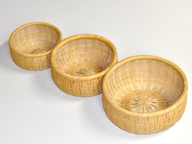 菊底編み竹かご 大中小 /盛り篭/整理かご/竹かご/入れ子/収納かご/竹