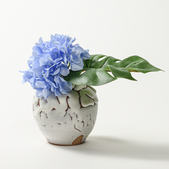 萩焼(伝統的工芸品)掛花入鬼白蹲えくぼNo1563