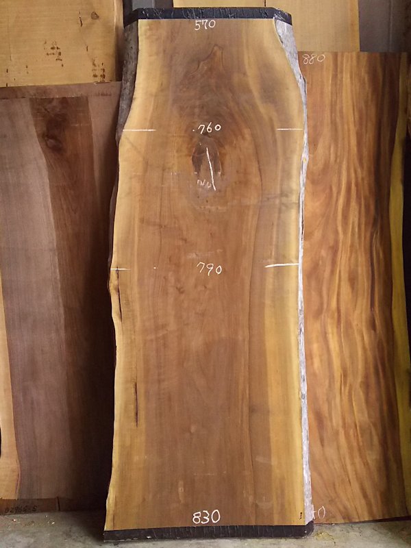 WO-156 ブラックウォールナット 天然耳付き板 2200×800 天然