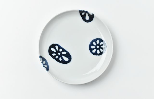 徳永遊心 染付蓮根5寸皿 ｜ 暮らしのうつわ花田 和食器 通販