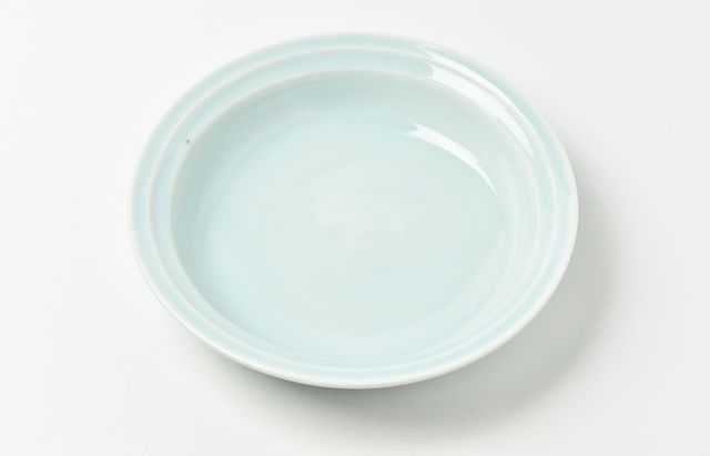 陶房独歩炎 11 青白磁二段リム7寸皿 ｜ 暮らしのうつわ花田 和食器 通販