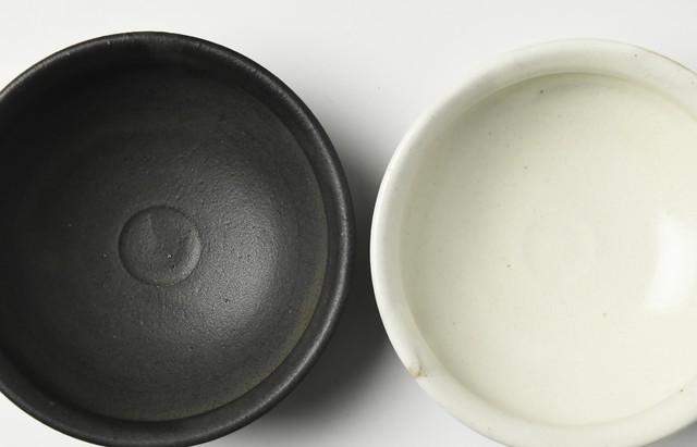 荒賀文成 粉引馬盥小皿 ｜ 暮らしのうつわ花田 和食器 通販