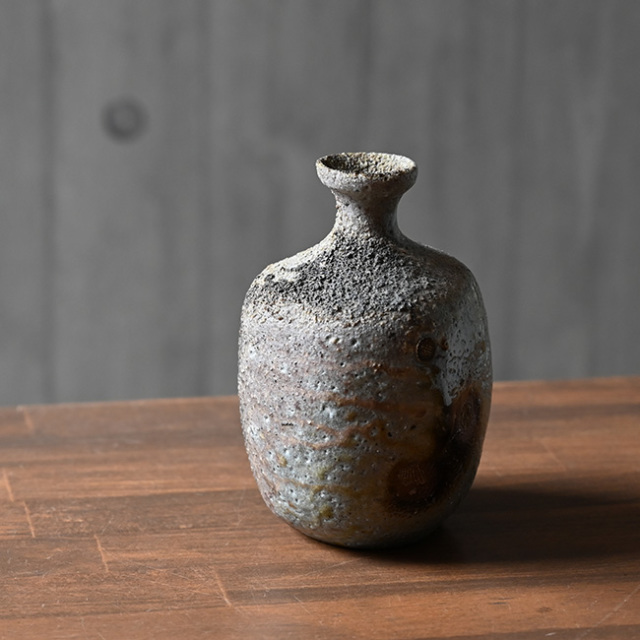 共箱付】備前焼灰被徳利（CR-029） 作家「クリストファーレイヴェン