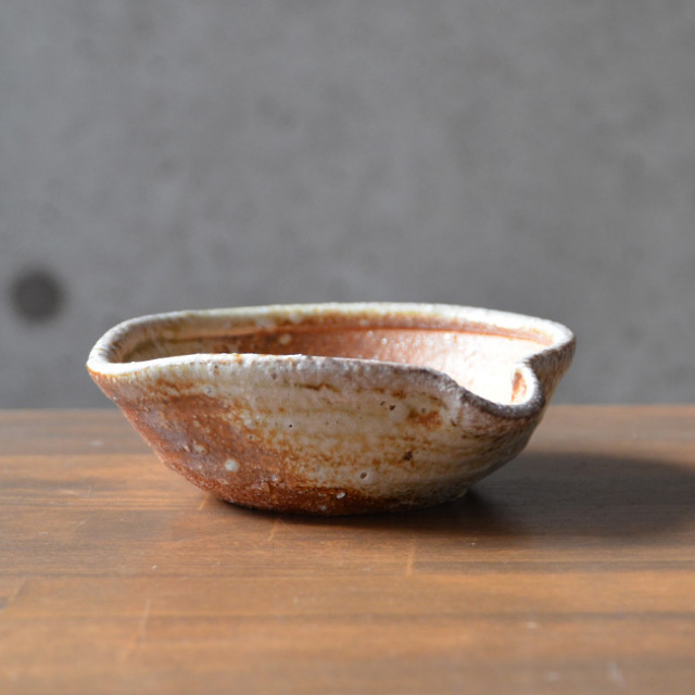 信楽焼締片口小鉢 作家「藤本秀」