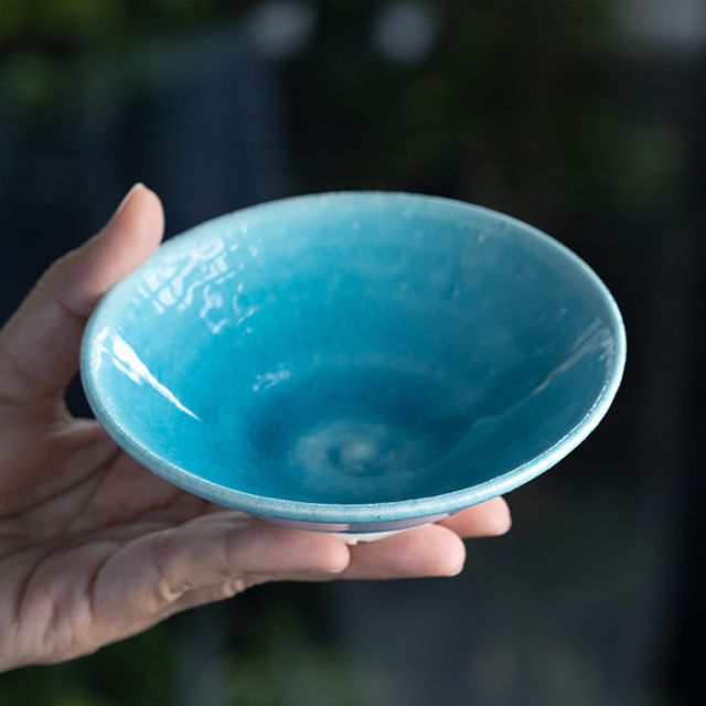 和食器 トルコブルー四寸平鉢（KIA-140） 作家「荒木漢一」